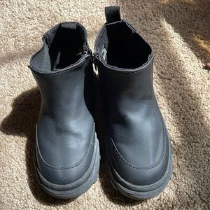 Zara boots size 8.5